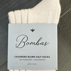 NWT BOMBAS  Cashmere Blend Calf Socks - Light Beige size medium new sandalwood